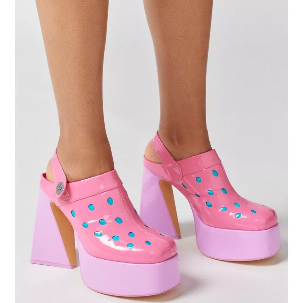 KOI Candyfloss Power Alien heeled clogs in pink